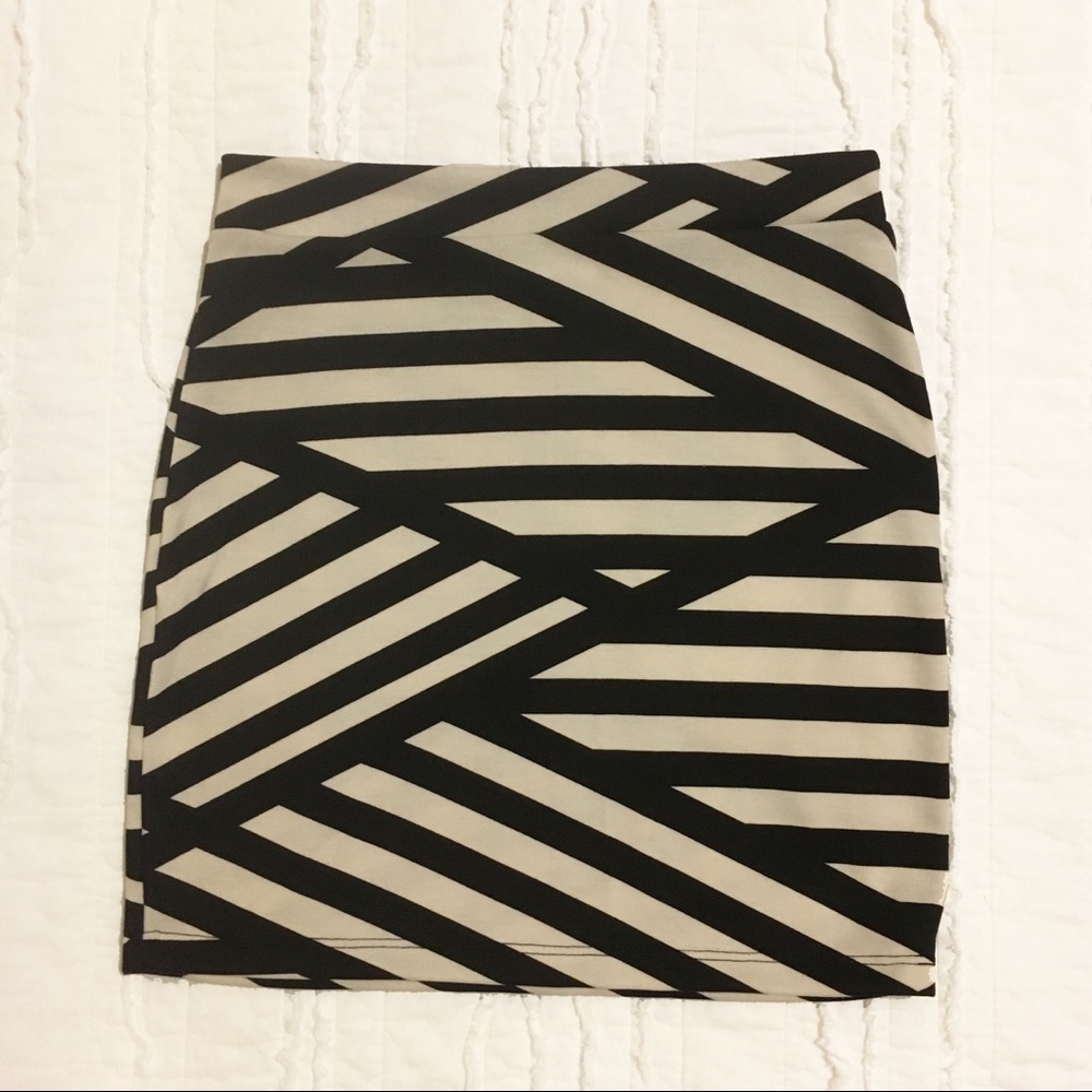 Black & Cream Body Con Striped Mini Skirt